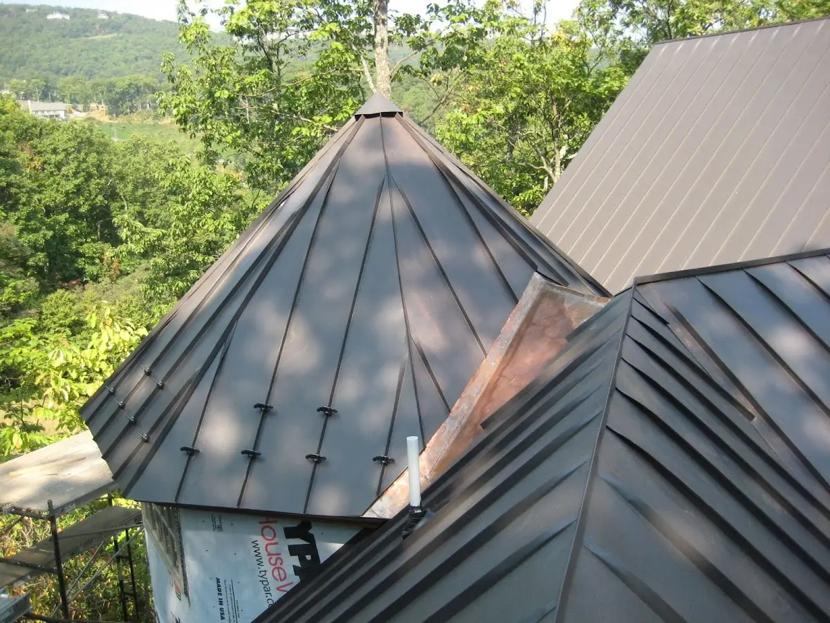 Professional Gutter Cleaning by Craftsman Roofing in Lakemont